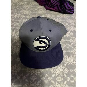 Atlanta Hawks Basketball Flat Bill Cap ZHATS